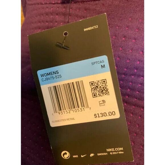 Nike City Ready Fleece Sweatshirt Womens M Swoosh Cropped Pullover Sporty NWT - Picture 6 of 8